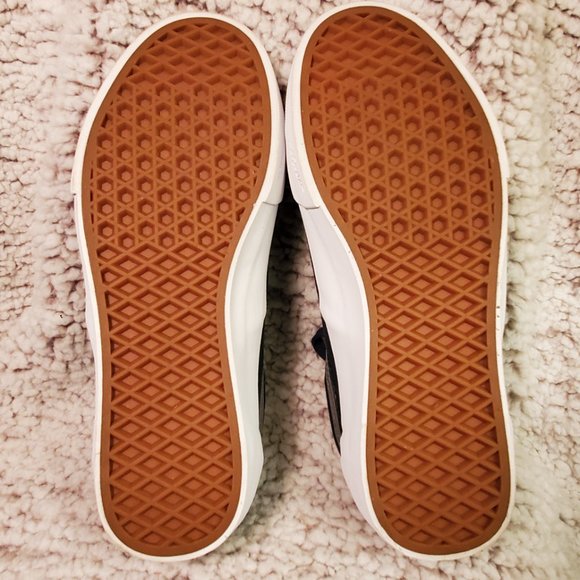 Vans - Chima Pro 2 - Navy Blue & White - Brand New Never Worn - Picture 3 of 3